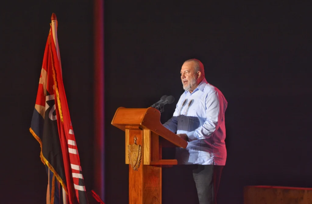Primer ministro Manuel Marrero: «Cuba no se rinde, no claudica, no se pone de rodillas ante nadie»