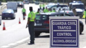 La DGT se pone seria: más de 30.000 controles diarios de alcohol y drogas