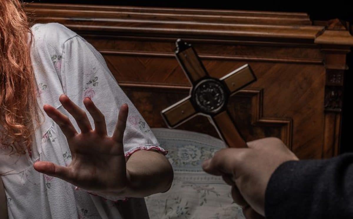 ¿Cómo saber si una persona está poseída? Estos son los síntomas