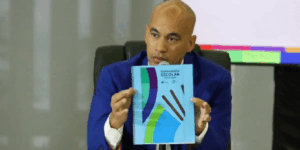 Héctor Rodríguez: Estudiantes de educación media más destacados podrán ser preparadores en liceos