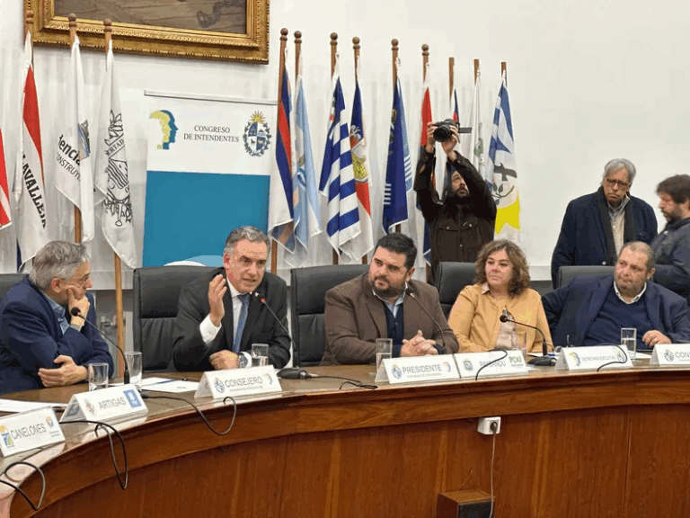 Con la intervención de Orsi /Intendentes y OPP lograron acuerdo por transferencias