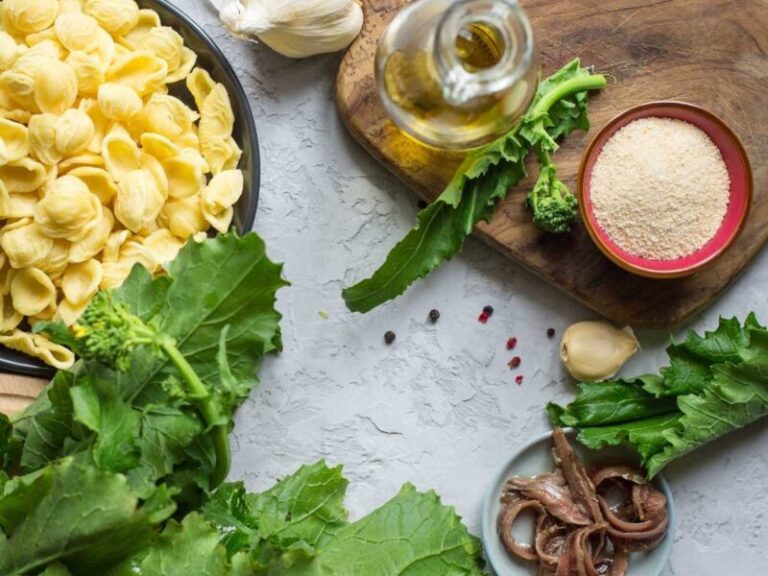 Orecchiette con cime di rapa tradicional de Puglia