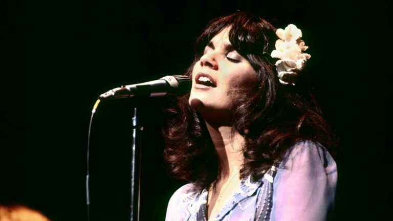 15-07-2025 Celebramos el cumpleaños de Linda Ronstadt, cantante estadounidense
