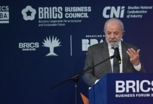 Trump impone aranceles del 50% a Brasil por el procesamiento de Bolsonaro