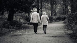 6 maneras de honrar a tus padres en un mundo sin honra