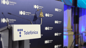 Telefónica lidera un frente común para que Bruselas facilite las fusiones en el sector