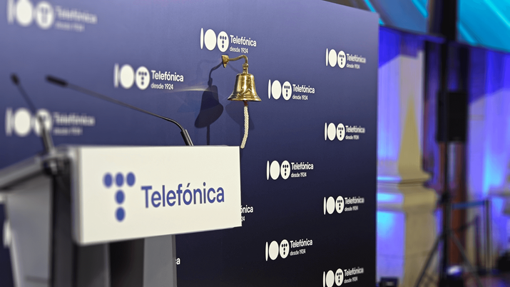 Telefónica lidera un frente común para que Bruselas facilite las fusiones en el sector