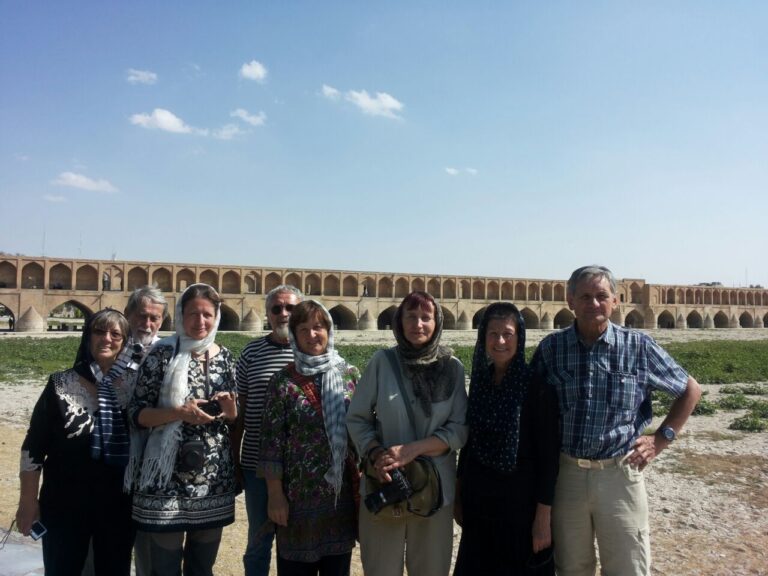 Vestimenta en Irán: Guía Completa para Turistas y Extranjeros