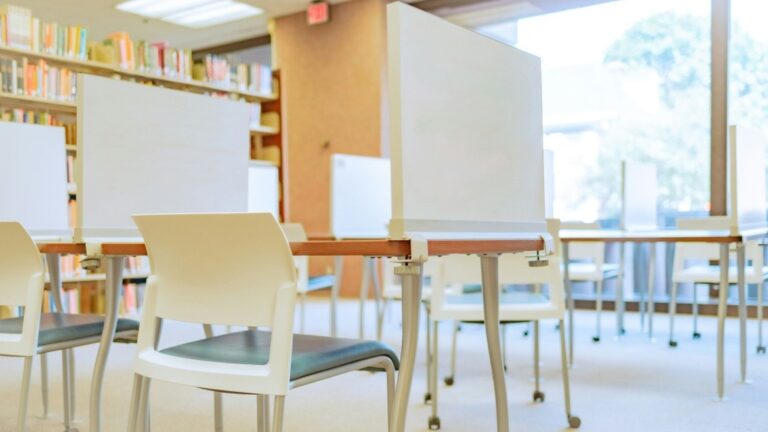 La nueva guía de educación sexual del Reino Unido tendrá en cuenta la libertad religiosa de los padres