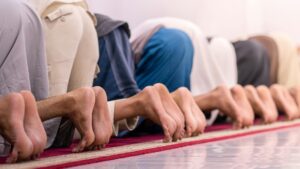 El veto en Jumilla a las celebraciones musulmanas en polideportivos aviva el debate sobre libertad religiosa en España