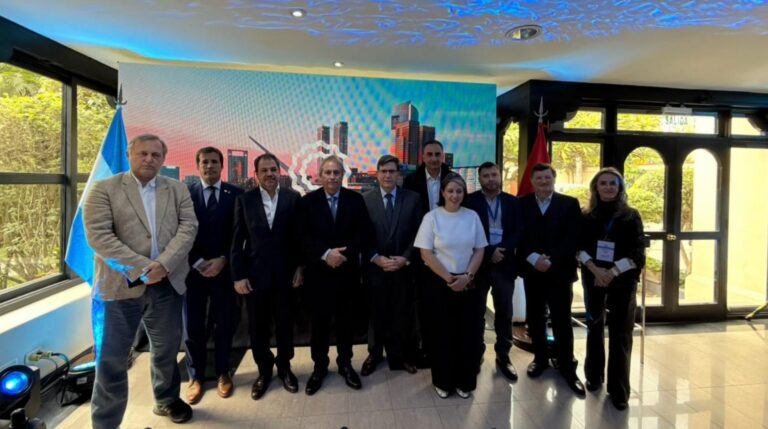 Exitosa presentación de la oferta turística de Argentina en Perú