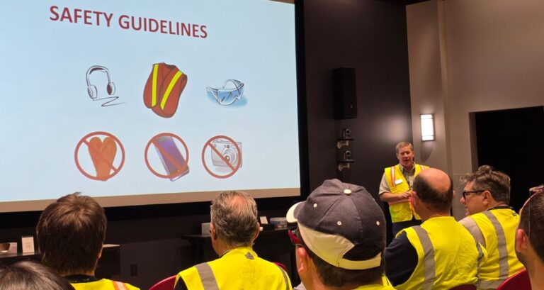 Diario de viaje: ¿Cómo fabrica Case IH sus tractores? Con una gran danza coordinada de ensambles sobre ensambles, que aparenta emplear a muy pocas personas