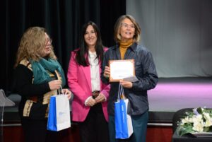 Reconocimiento a la maestra española Vicenta Hinojosa