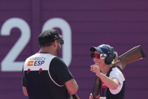 Fátima Gálvez y Alberto Fernández conquistan la medalla de plata en la prueba mixta de foso olímpico del Europeo de tiro
