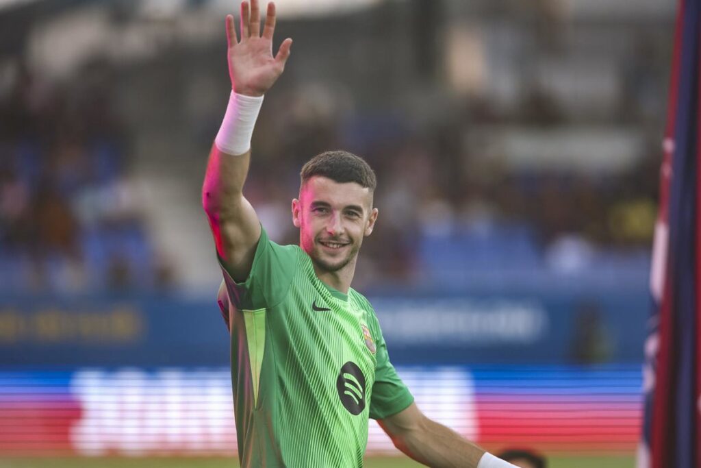 Joan García se une a LaLiga con el número ’13’ en su camiseta