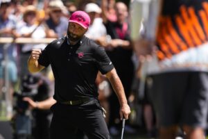 Jon Rahm triunfa nuevamente en el circuito de LIV Golf