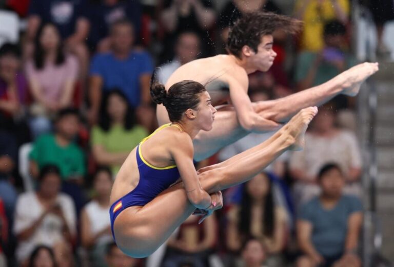 Jorge Rodríguez avanza a las semifinales de plataforma en Singapur
