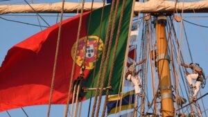 La fragata ARA “Libertad” arribó a la República Portuguesa