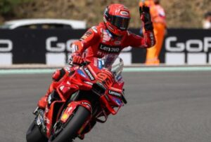 Marc Márquez logra su primera victoria en Austria y culmina un sexto doblete consecutivo