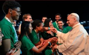 Acompañemos a nuestros jóvenes