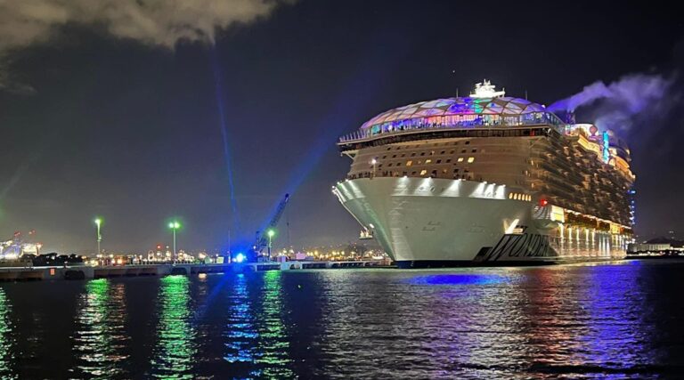 Celebran la reapertura del Muelle 3 en el Viejo San Juan de Puerto Rico