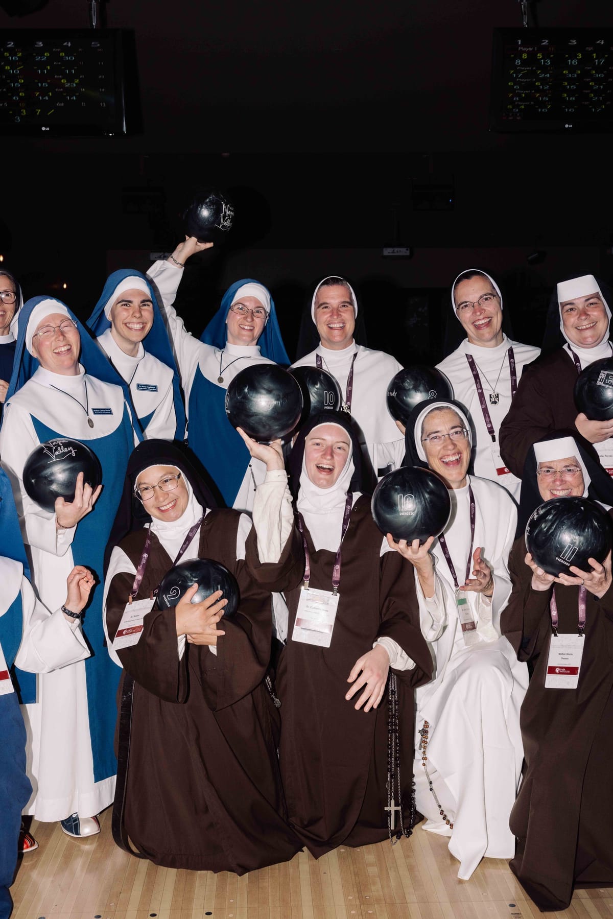 ¡Santo Strike! Monjas juegan bolos y desbordan alegría por la vida religiosa