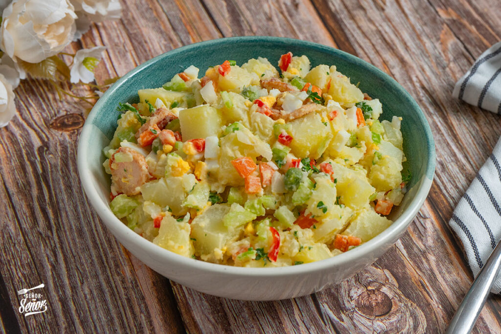 Ensalada de patata. Receta clásica para el verano