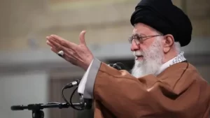 Jamenei: La nación iraní se opone firmemente a la humillante exigencia de obediencia de EE.UU.