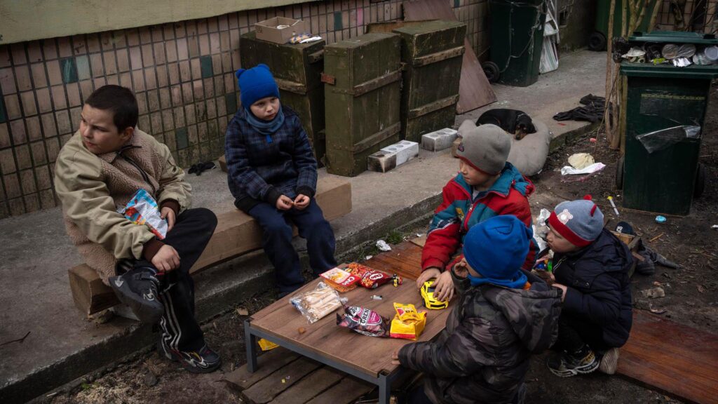 Ucrania: denuncian las deportaciones forzadas y la política de “rusificación” del Kremlin en los territorios ocupados