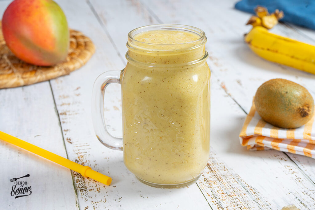 Smoothie de frutas. Receta sana y fácil