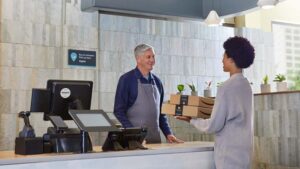 Amazon regala 10 euros a los 5000 primeros clientes cumpliendo una condición al hacer tu pedido