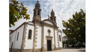 Un viaje sereno por el patrimonio espiritual de Cee