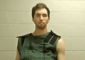 El asesino confeso de Charlie Kirk /Temía morir a manos de la Policía y pactó una entrega “gentil”