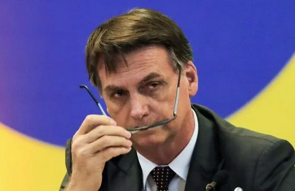 Brasil /Bolsonaro fue ingresado a un hospital desde su prisión domiciliaria