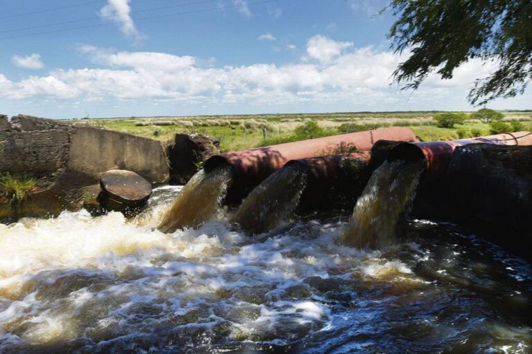 Mediante Comisión Interministerial /El gobierno puso en marcha plan nacional de riego