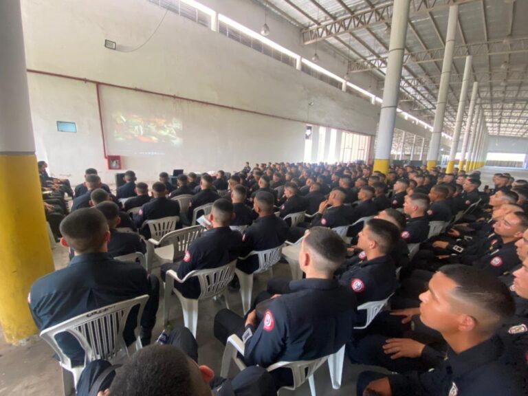 SENATUR CAPACITA EN FACILITACIÓN Y SEGURIDAD PARA UN TURISMO DE CALIDAD