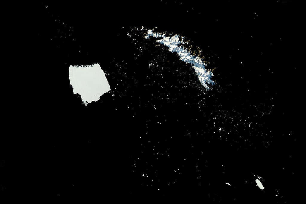 El iceberg gigante A23a, el más antiguo del mundo, se desintegra tras casi cuatro décadas