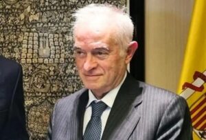 Ávila llevará al Ministerio de Óscar Puente a los tribunales por la conexión con la autovía A-6