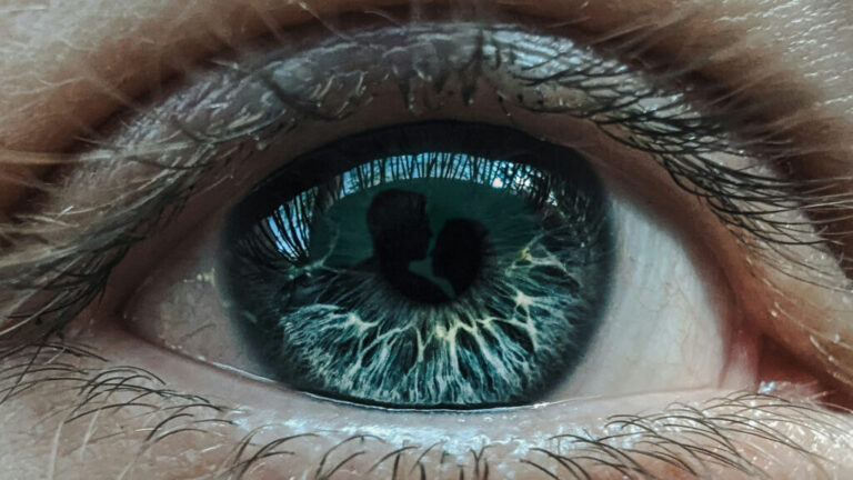 Los hombres realmente quieren… intimidad