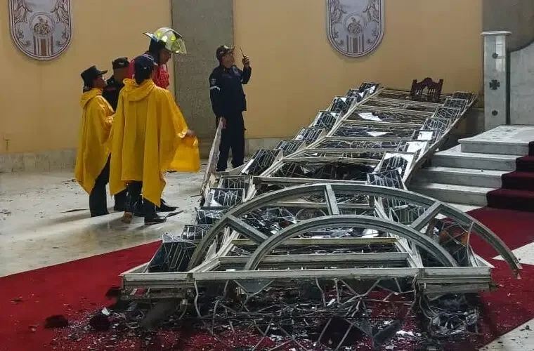 Ráfagas de viento derriban vitral de la Catedral de Maturín 6SEP