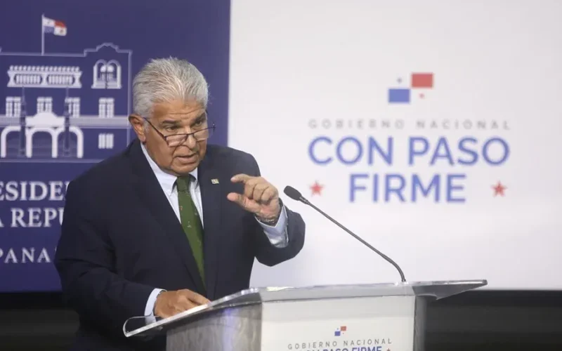 Panamá dice que analizará la posibilidad de declarar como terrorista al ‘Cártel de los Soles’