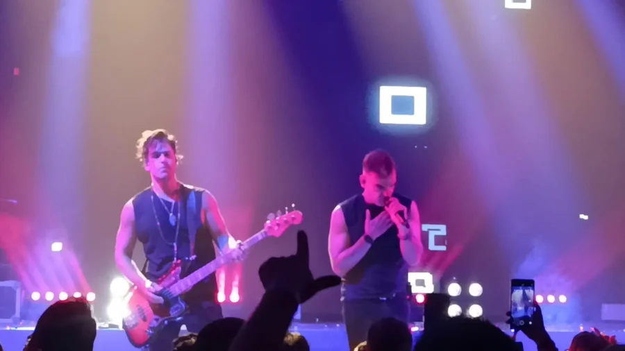 El Oktober Fest se rindió ante Caramelos de Cianuro con un concierto lleno de energía en la carpa del Tamanaco