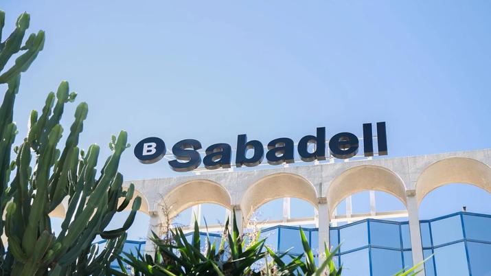 ¿Aceptar la OPA del BBVA por mis acciones del Sabadell o no hacerlo?