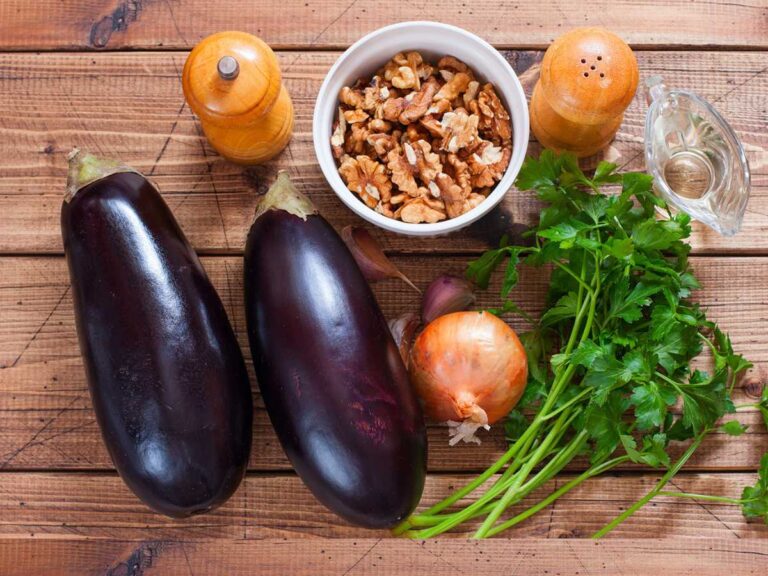 Rollitos de berenjena rellenos