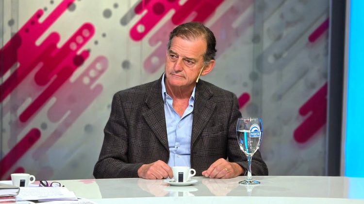 “No somos furgón de cola”: Guido Manini Ríos defiende la postura de Cabildo Abierto