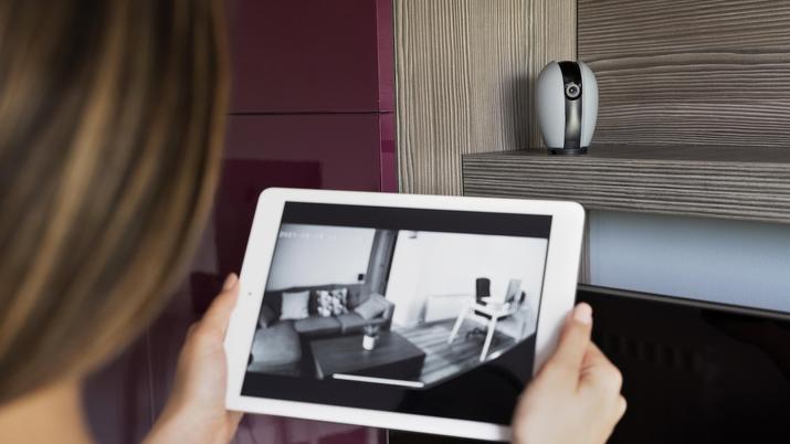 ¿Puede tu casero ponerte una cámara de vigilancia oculta en tu piso?