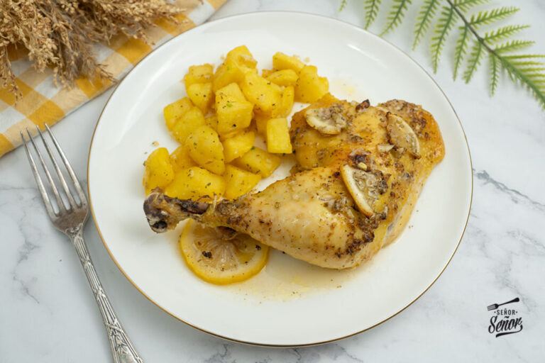 Pollo al horno al limón. Receta tradicional y casera