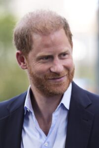 Carlos III y Harry se reúnen durante 55 minutos tras 19 meses sin verse: un té por la paz familiar