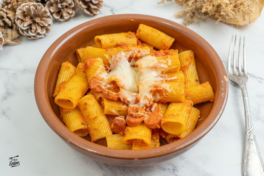 Rigatoni al forno. Receta tradicional italiana