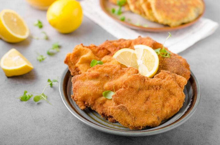 Schnitzel: La receta que le disputa el reinado a la milanesa